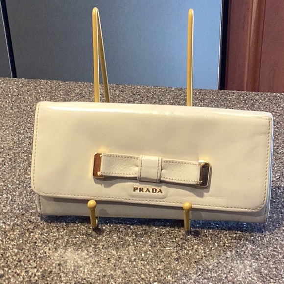 Prada long leather wallet with COA. Cream color. EUC - Picture 1 of 14